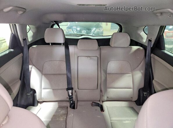 KM8J3CA4XHU520799 2017 HYUNDAI TUCSON Gray Widok tylnych siedzeń