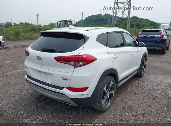 KM8J3CAL0JU777984 2018 HYUNDAI TUCSON White Rear right