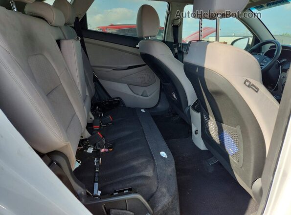 KM8J3CAL3KU985214 2019 HYUNDAI TUCSON White Rear seats view