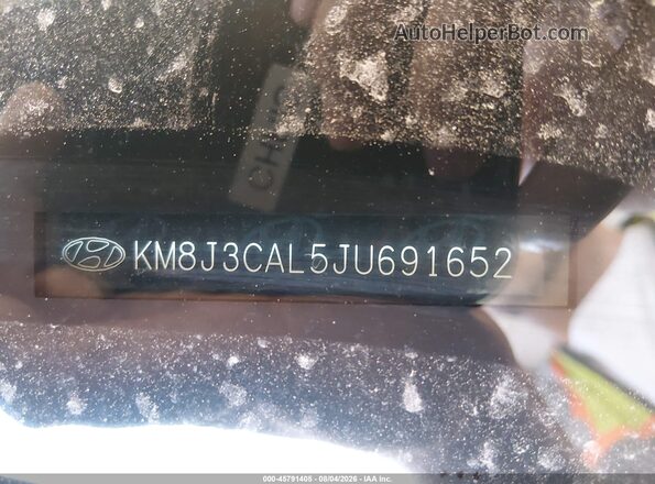 KM8J3CAL5JU691652 2018 HYUNDAI TUCSON White Widok komory silnika