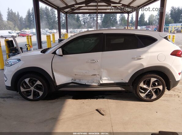 KM8J3CAL5JU691652 2018 HYUNDAI TUCSON White Widok wnętrza 360 stopni