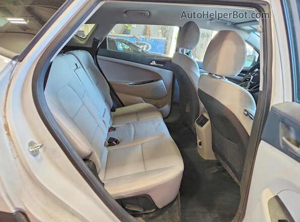 KM8J3CALXMU406688 2021 HYUNDAI TUCSON Белый Вид задней части салона