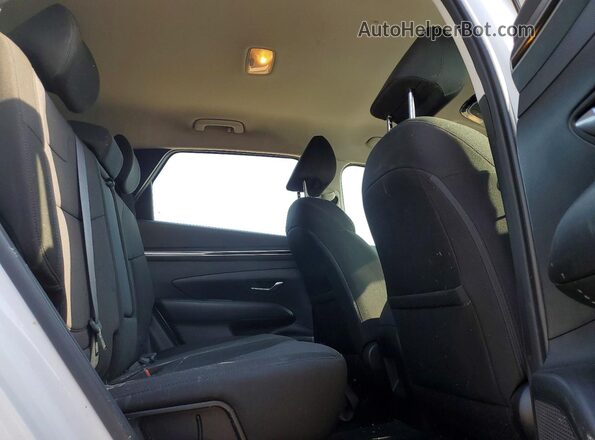 KM8JB3AE0NU022988 2022 HYUNDAI TUCSON White Սալոնի հետևի տեսք