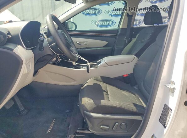 KM8JB3AE3NU091156 2022 HYUNDAI TUCSON White Вид салону спереду