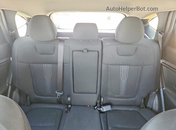 KM8JB3DEXRU306100 2024 HYUNDAI TUCSON Silver Widok tylnych siedzeń