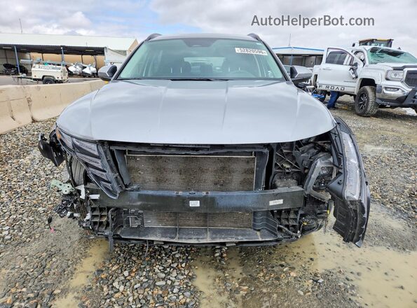 KM8JBCAE7NU032823 2022 HYUNDAI TUCSON Silver Widok z przodu
