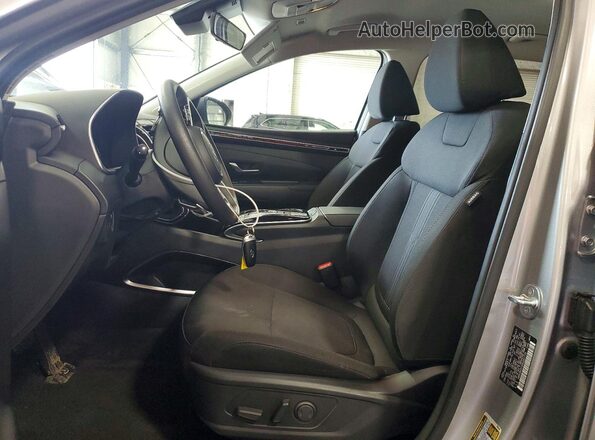 KM8JBCD10RU201773 2024 HYUNDAI TUCSON Silver Front interior view