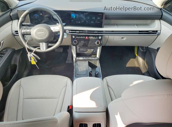 KM8JCDD10TU485920 2026 HYUNDAI TUCSON Gray Widok deski rozdzielczej
