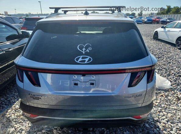 KM8JFCA17NU048635 2022 HYUNDAI TUCSON Серебряный Вид сзади