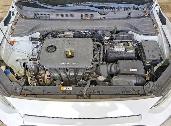 KM8K12AA1LU441749 2020 HYUNDAI KONA White Rear interior view