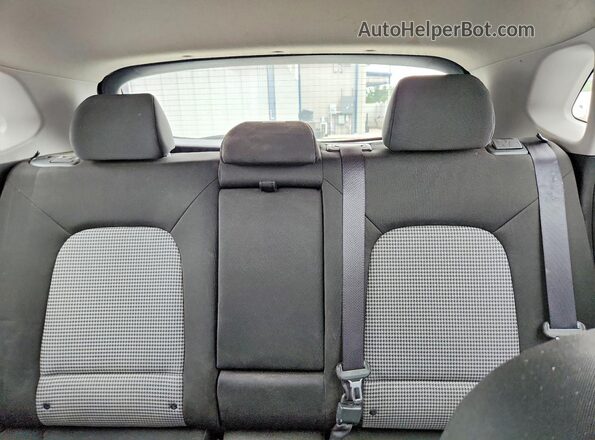KM8K12AA9MU662291 2021 HYUNDAI KONA Red Widok tylnych siedzeń