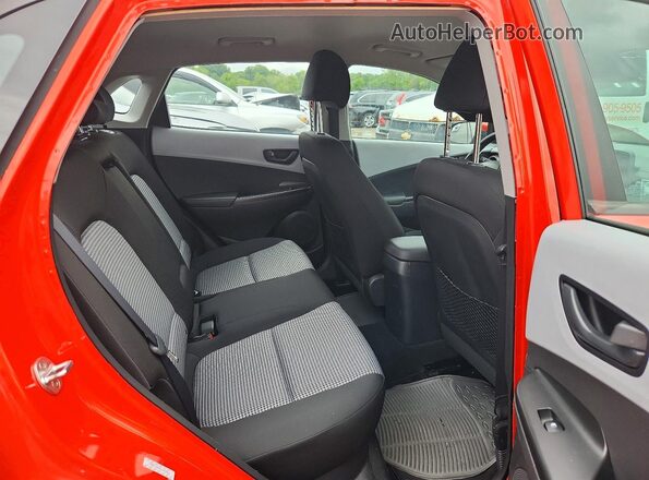 KM8K1CAA4LU452010 2020 HYUNDAI KONA Orange Rear seats view