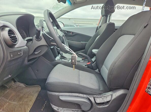 KM8K1CAA4LU452010 2020 HYUNDAI KONA Orange Front interior view