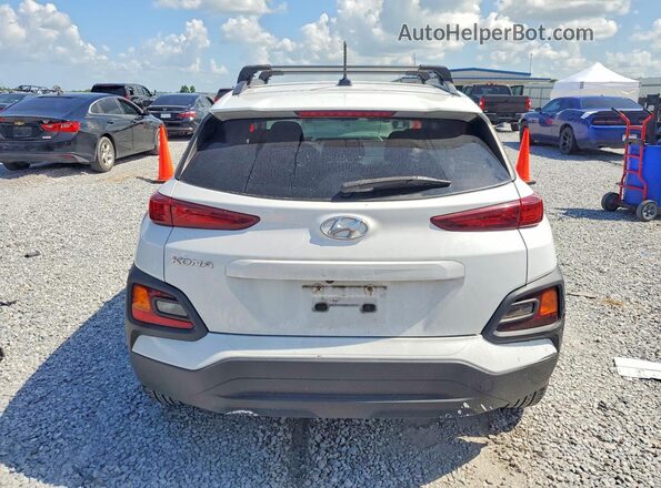 KM8K22AA6MU613725 2021 HYUNDAI KONA White Հետևի տեսք