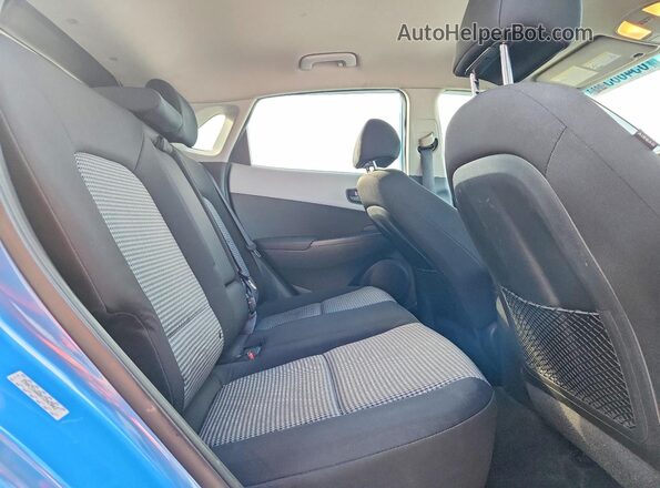 KM8K22AA8KU202002 2019 HYUNDAI KONA Blue Հետևի նստատեղերի տեսք