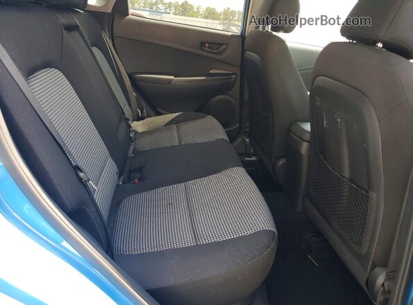 KM8K22AA8LU568754 2020 HYUNDAI KONA Blue Rear seats view
