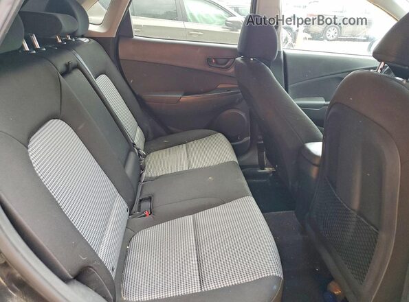 KM8K22AA8MU598953 2021 HYUNDAI KONA Black Rear interior view