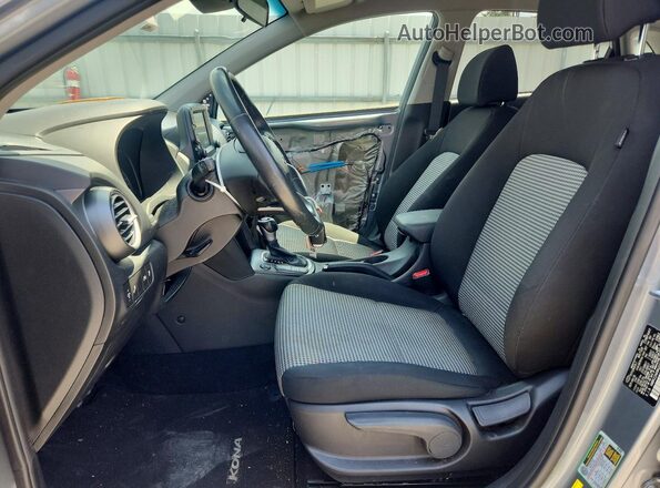 KM8K22AA9KU216233 2019 HYUNDAI KONA Silver Vista interior delantera