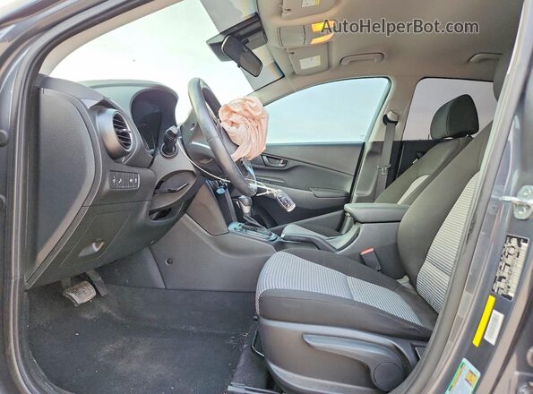 KM8K22AA9MU710773 2021 HYUNDAI KONA Gray Սալոնի դիմացի տեսք