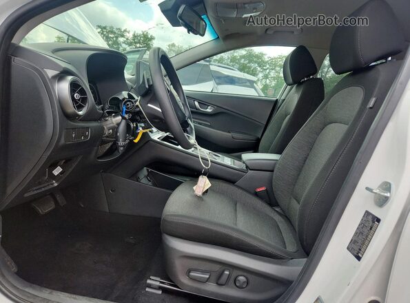 KM8K23AG3PU190892 2023 HYUNDAI KONA White Widok wnętrza z przodu