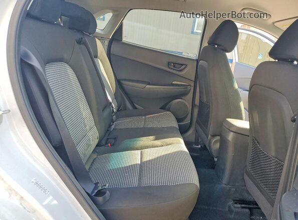 KM8K2CAA3KU377912 2019 HYUNDAI KONA White Widok wnętrza z tyłu