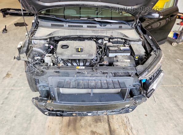 KM8K2CAA4MU663352 2021 HYUNDAI KONA Black Engine compartment view