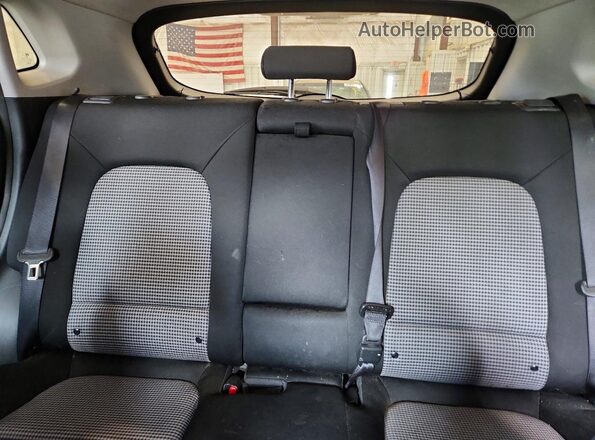 KM8K2CAA4MU663352 2021 HYUNDAI KONA Black Rear seats view