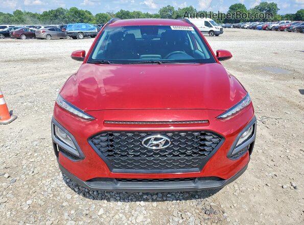 KM8K2CAA5MU738253 2021 HYUNDAI KONA Красный Вид спереди