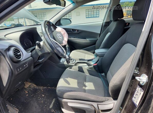 KM8K2CAA6LU440647 2020 HYUNDAI KONA Black Widok wnętrza z przodu