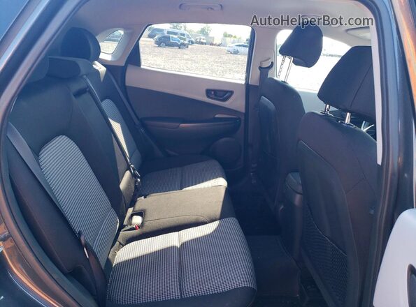 KM8K2CAA7LU472930 2020 HYUNDAI KONA Gray Հետևի նստատեղերի տեսք