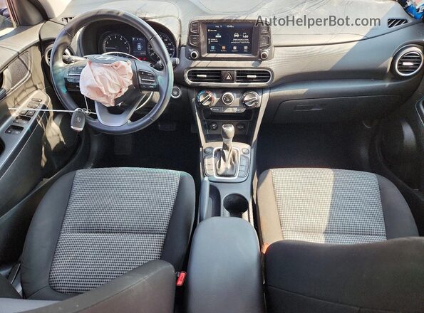 KM8K2CAA9KU217226 2019 HYUNDAI KONA Синий Вид панели приборов