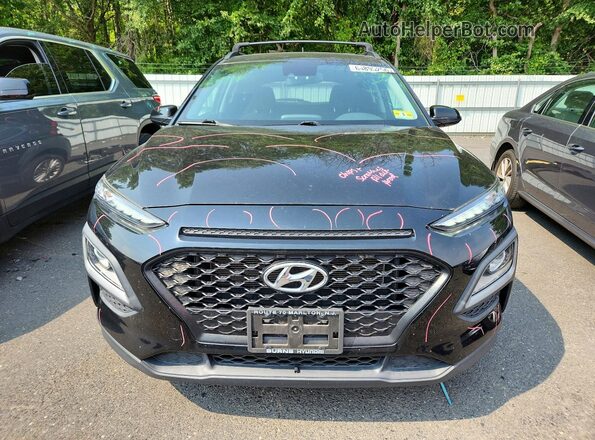 KM8K2CAA9MU747215 2021 HYUNDAI KONA Black Widok z przodu
