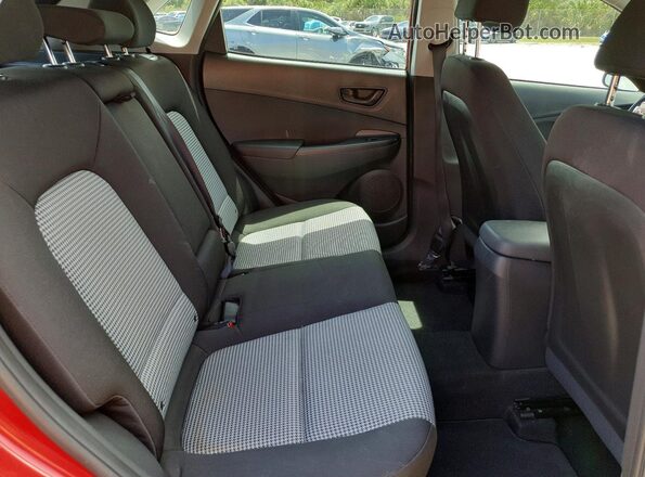 KM8K2CAB0NU807683 2022 HYUNDAI KONA Red Vista de los asientos traseros
