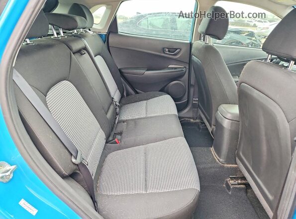 KM8K2CAB3NU903243 2022 HYUNDAI KONA Blue Vista interior trasera