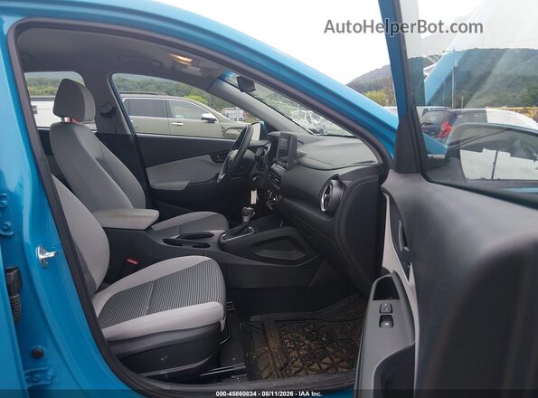 KM8K2CAB8NU896807 2022 HYUNDAI KONA Blue Front interior view