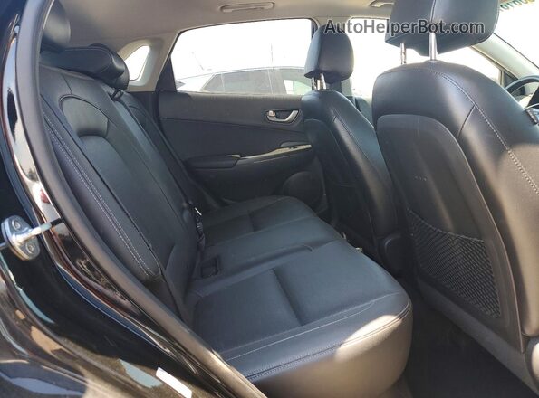 KM8K33A55JU071115 2018 HYUNDAI KONA Black Հետևի նստատեղերի տեսք