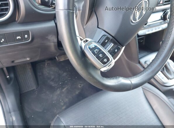 KM8K33A56LU490710 2020 HYUNDAI KONA White წინა პანელის ხედი