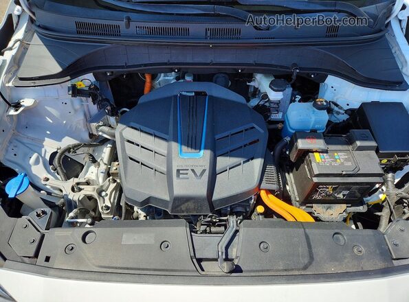KM8K33AG0MU128701 2021 HYUNDAI KONA White ძრავის განყოფილების ხედი
