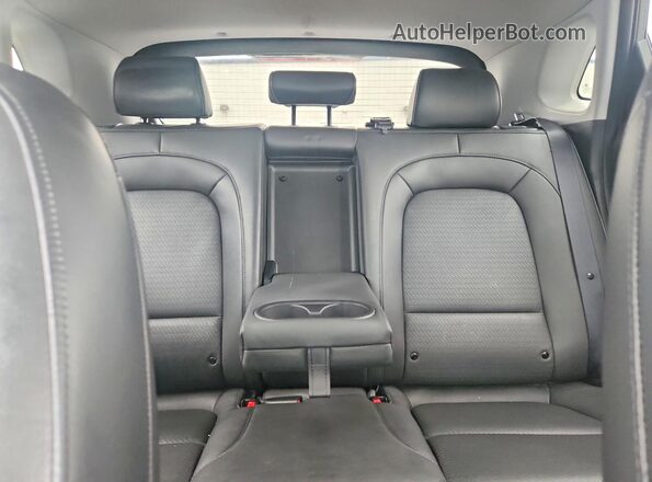 KM8K33AG8KU024793 2019 HYUNDAI KONA Gray Widok tylnych siedzeń