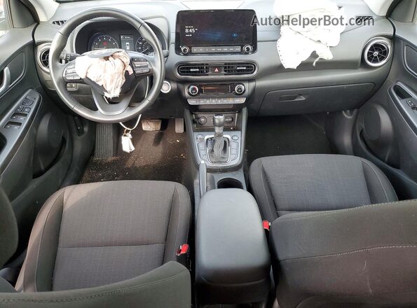 KM8K3CAB5PU032555 2023 HYUNDAI KONA Silver Widok deski rozdzielczej