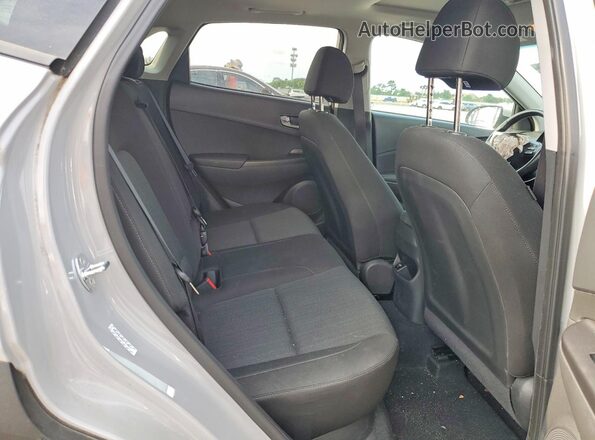 KM8K3CAB5PU032555 2023 HYUNDAI KONA Silver Widok tylnych siedzeń