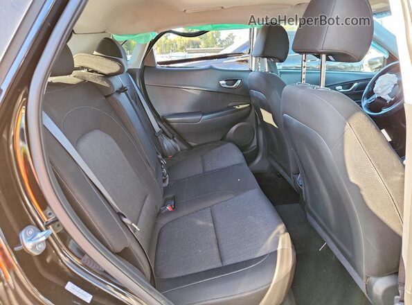 KM8K3CAB5PU055835 2023 HYUNDAI KONA Black Widok tylnych siedzeń