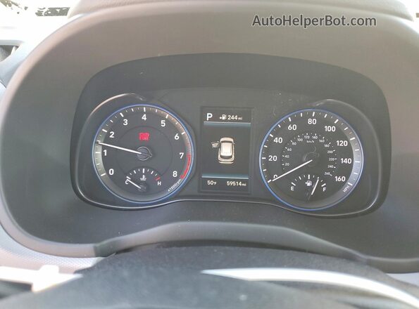 KM8K53A55JU067463 2018 HYUNDAI KONA Gray ხელსაწყოთა პანელის ხედი