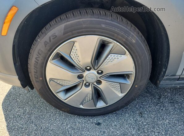 KM8K53AG3MU131358 2021 HYUNDAI KONA Gray Սալոնի 360 աստիճան տեսք