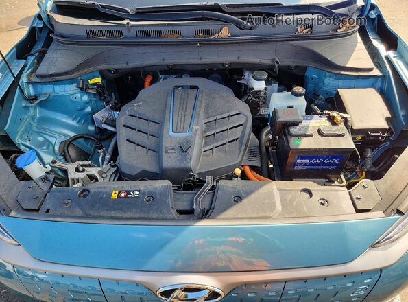 KM8K53AGXMU098228 2021 HYUNDAI KONA Turquoise Vista del compartimento del motor