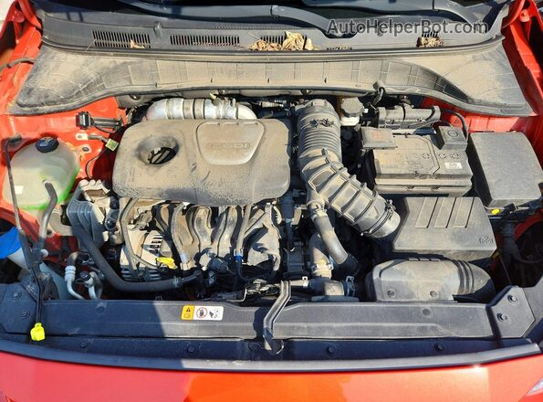 KM8K5CA50LU569056 2020 HYUNDAI KONA Orange Widok wnętrza z tyłu