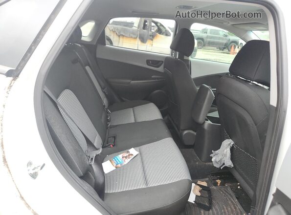 KM8K62AA5JU159015 2018 HYUNDAI KONA White Вид задніх сидінь