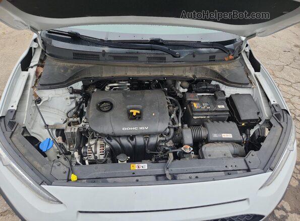 KM8K62AA5JU159015 2018 HYUNDAI KONA White Вид задньої частини салону