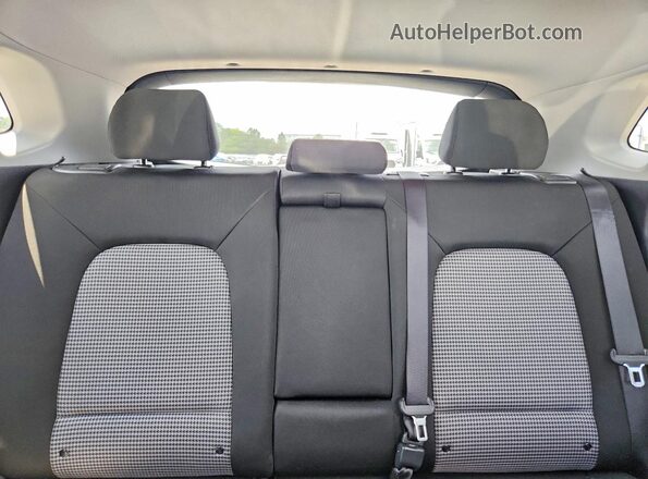 KM8K62AA5LU582812 2020 HYUNDAI KONA Gray Rear seats view