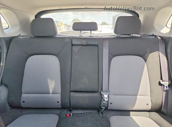 KM8K62AA8MU637402 2021 HYUNDAI KONA Silver Rear seats view